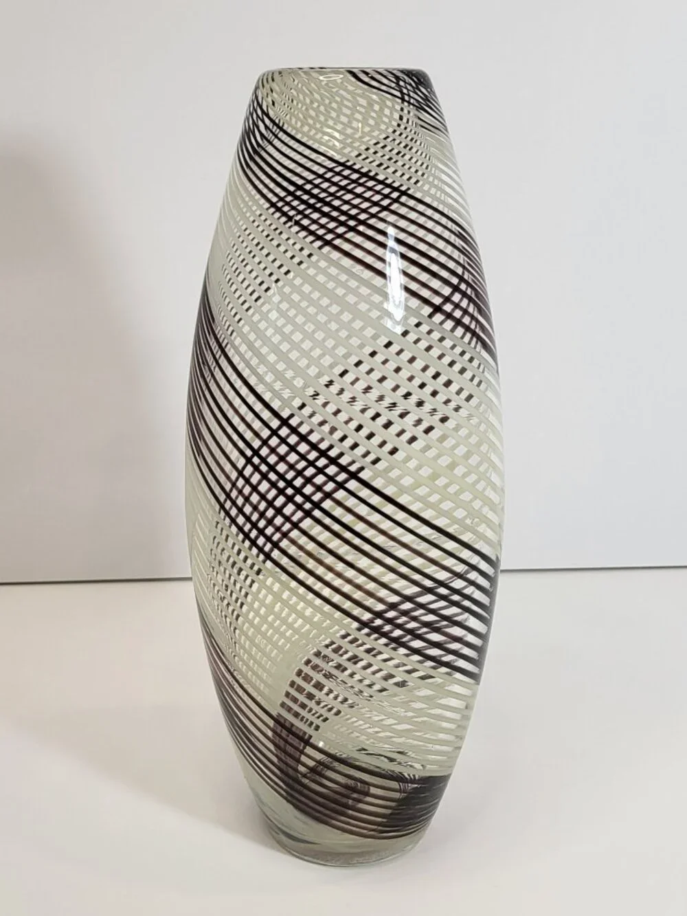 Mid-century modern, glassworks, art glass, vase, Swedish glassworks. Kosta Boda‎